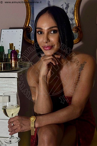 Foto Annunci Ella Ricci  Transescort Bologna