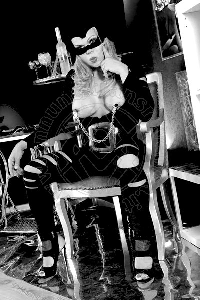 Foto Annunci Lady Ale Cavallona  Mistresstrans Legnano