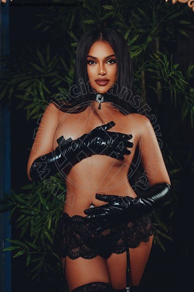 Foto Annunci Sammi Asiatica  Transescort Milano